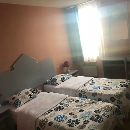 Norton Hotel Parigny (Loire)