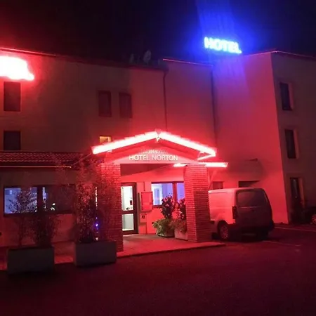 Hotel Norton Parigny (Loire)